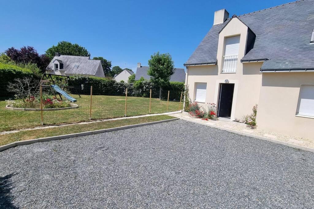 Maison De Famille Situee A Saint-Molf. Exterior photo