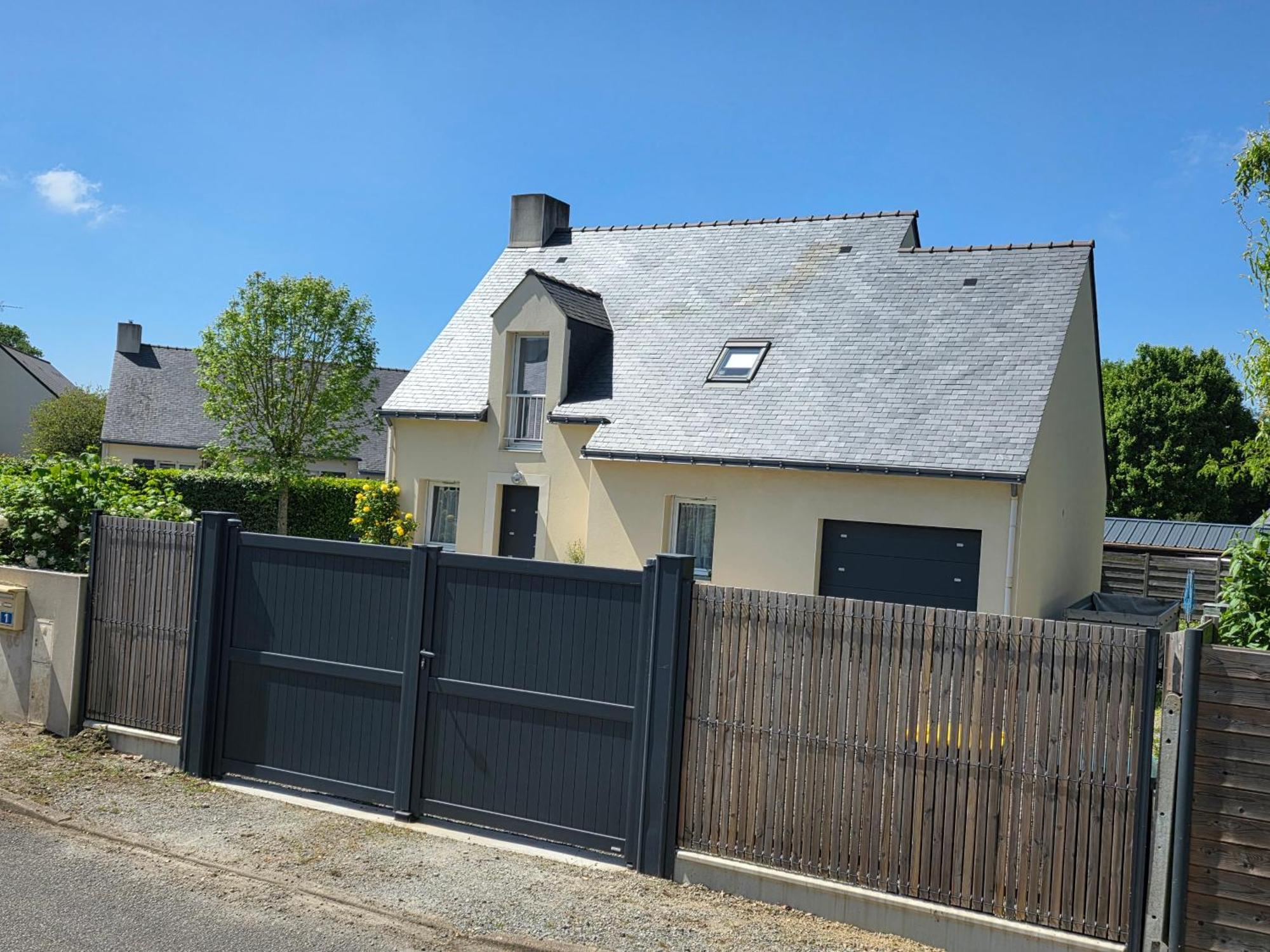 Maison De Famille Situee A Saint-Molf. Exterior photo
