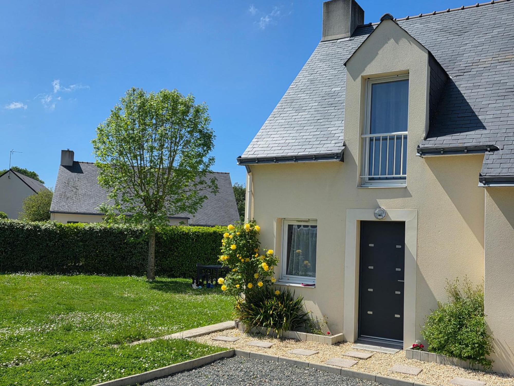 Maison De Famille Situee A Saint-Molf. Exterior photo